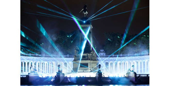 LuzMadrid. Festival Internacional de Luz de Madrid 2023. Estanque del Parque de El Retiro