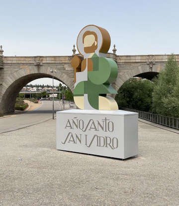 Corpóreo del logo del Año Santo de San Isidro. Puente de Toledo