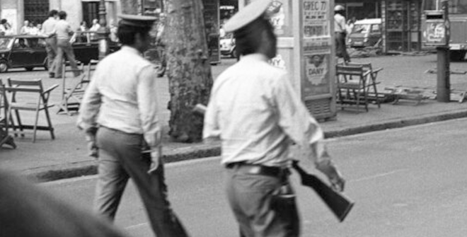 Colita, Manifestación, 1977 © Colita. Archivo Colita.