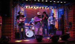 El Intruso El Intruso