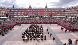 Tamborrada Plaza Mayor Semana Santa 2025