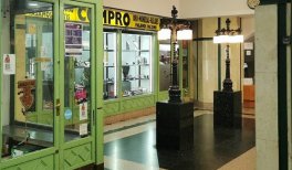 Centro Comercial Arenal 8