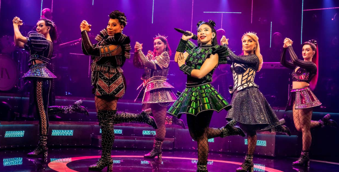 SIX, el musical - Imágenes de la compañía de SIX. Gira UK 2025