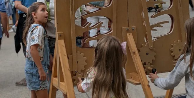 Los amigos de Crusó, Compañía Toc de Fusta