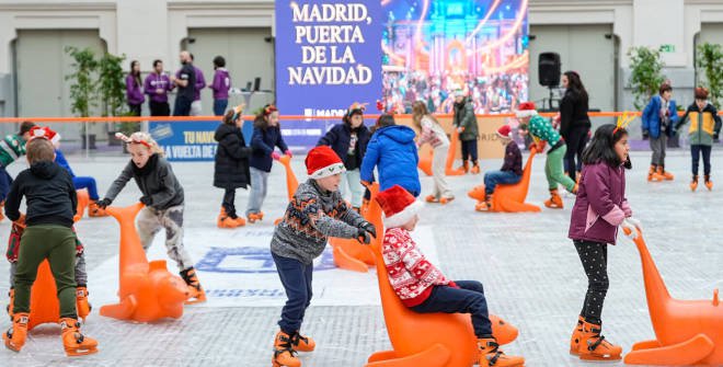 Pista de hielo Galería de Cristal del Palacio de Cibeles – Cibeles sobre hielo / Navidad Madrid 2024