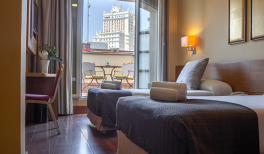 Hotel Sterling