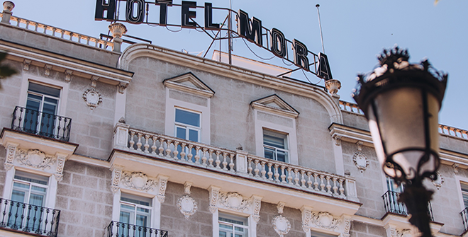 Hotel Mora