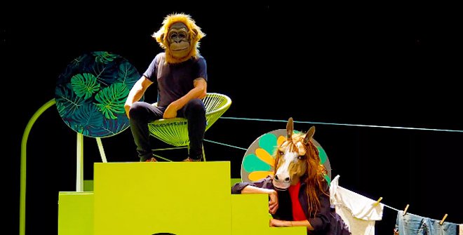 Komunumo, un vuelo entre generaciones