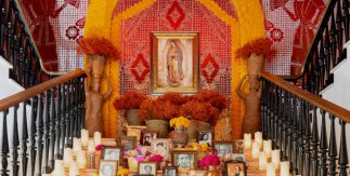 Altar de Muertos 2023 en la Casa de México