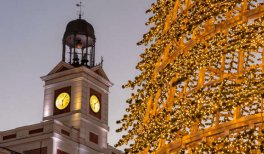 Reloj en la Puerta del Sol Navidad 2023. Autor: Álvaro López del Cerro. @ Madrid Destino