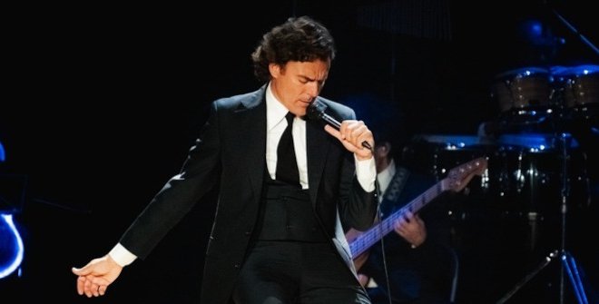 Diego Ramos. Homenaje a Julio Iglesias