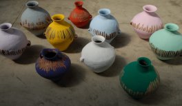 Ai Weiwei.Vasijas de color, 2006. Colección TBA21 Thyssen-Bornemisza Art Contemporary