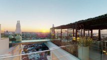 360° Terraza y Sky Bar en la azotea del Hotel Riu Plaza España