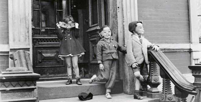 Helen Levitt. New York, c. 1939 © Film Documents LLC, cortesía de Zander Galerie, Cologne