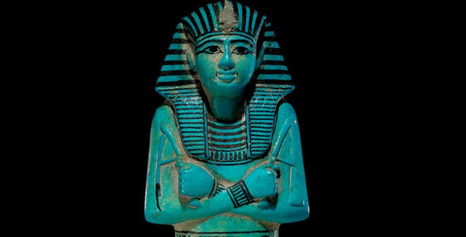 Ushebti del faraón Seti I, fayenza azul, c. 1294-1279 a. C. Tumba de Seti I, Valle de los Reyes, Tebas, Egipto © Trustees of the British Museum