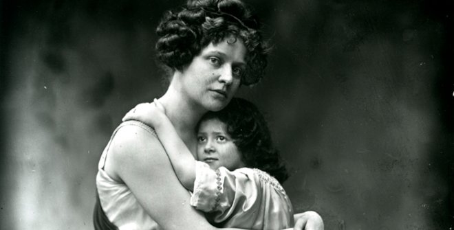 Maternidad h. 1910. Christian Franzen y Nisser. Dinamarca, 1864- Madrid, 1923