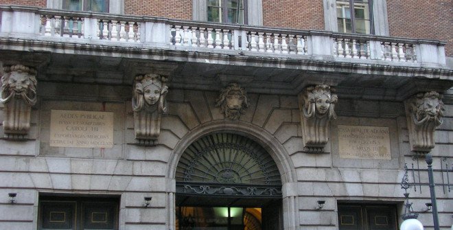 Ministerio de Hacienda (Real Casa de la Aduana)
