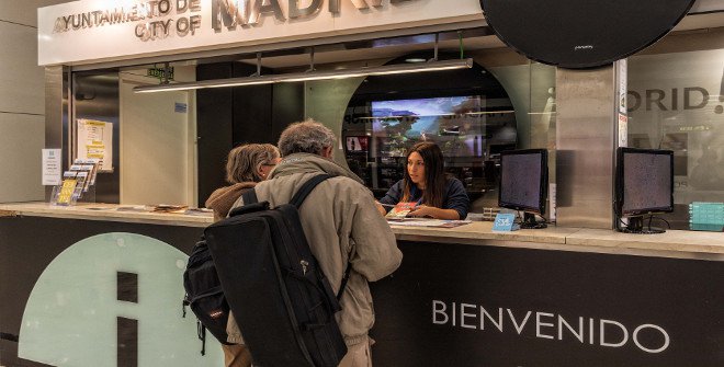 Punto Información Turística Aeropuerto Adolfo Suárez Madrid-Barajas (T4. Sala 10)