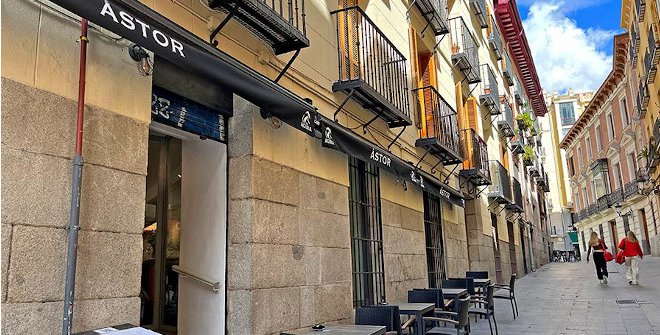 Ástor Puerta Cerrada
