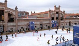 Pista de hielo Matadero Madrid. Navidad 2023-2024. Autor:  Álvaro López  © Madrid Destino