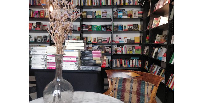 La Buena Vida - Café del libro