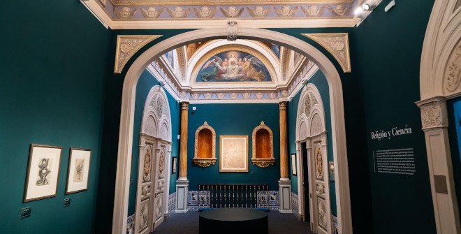 Dali Infinito. Madonna con el niño