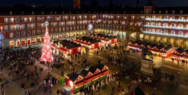 Mercado de Navidad de la Plaza Mayor. Navidad 2024. Foto: Álvaro López del Cerro. © Madrid Destino