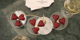Vive lo más romántico y dulce de Madrid en Galería Canalejas Café