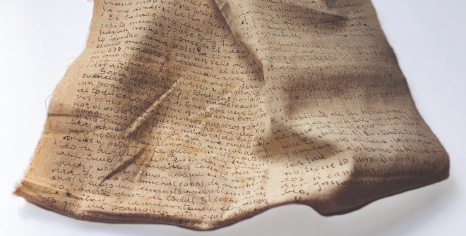Carta escrita desde la cárcel en una sábana. Colección privada de Antònia Mercadal Serra