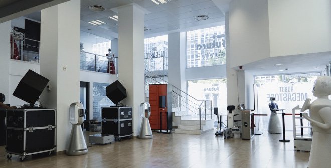 Futura Robot Megastore