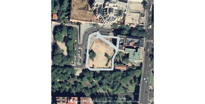 Vista satélite restos muralla árabe en el Parque de Mohamed I