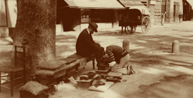Frederic Ballell, La Rambla. Enllustrador de sabates [La Rambla. Limpiabotas], 1907-1908. © Arxiu Fotogràfic de Barcelona