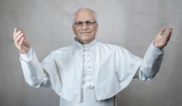 Museo de Cera. Figura del Papa León XIV