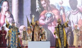Los Reyes Magos en la Plaza de Cibeles tras la Cabalgata 2025. © Madrid Destino