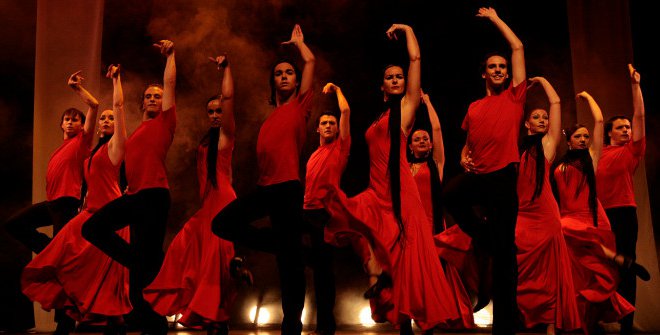 España baila flamenco