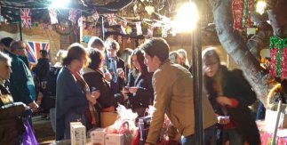 Mercadillo navideño británico