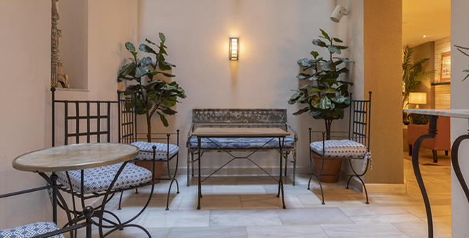 Hotel Meninas