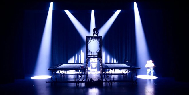 Face aux murs (De cara a la pared)