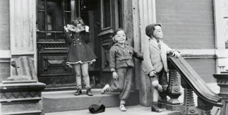 Helen Levitt. New York, c. 1939 © Film Documents LLC, cortesía de Zander Galerie, Cologne