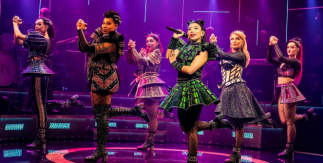SIX, el musical - Imágenes de la compañía de SIX. Gira UK 2025