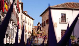 Procesión de Nuestro Padre Jesús Nazareno ‘El Pobre’ y María Santísima del Dulce Nombre en su Soledad. Jueves Santo (2 abril) Semana Santa 2026 © Madrid Destino